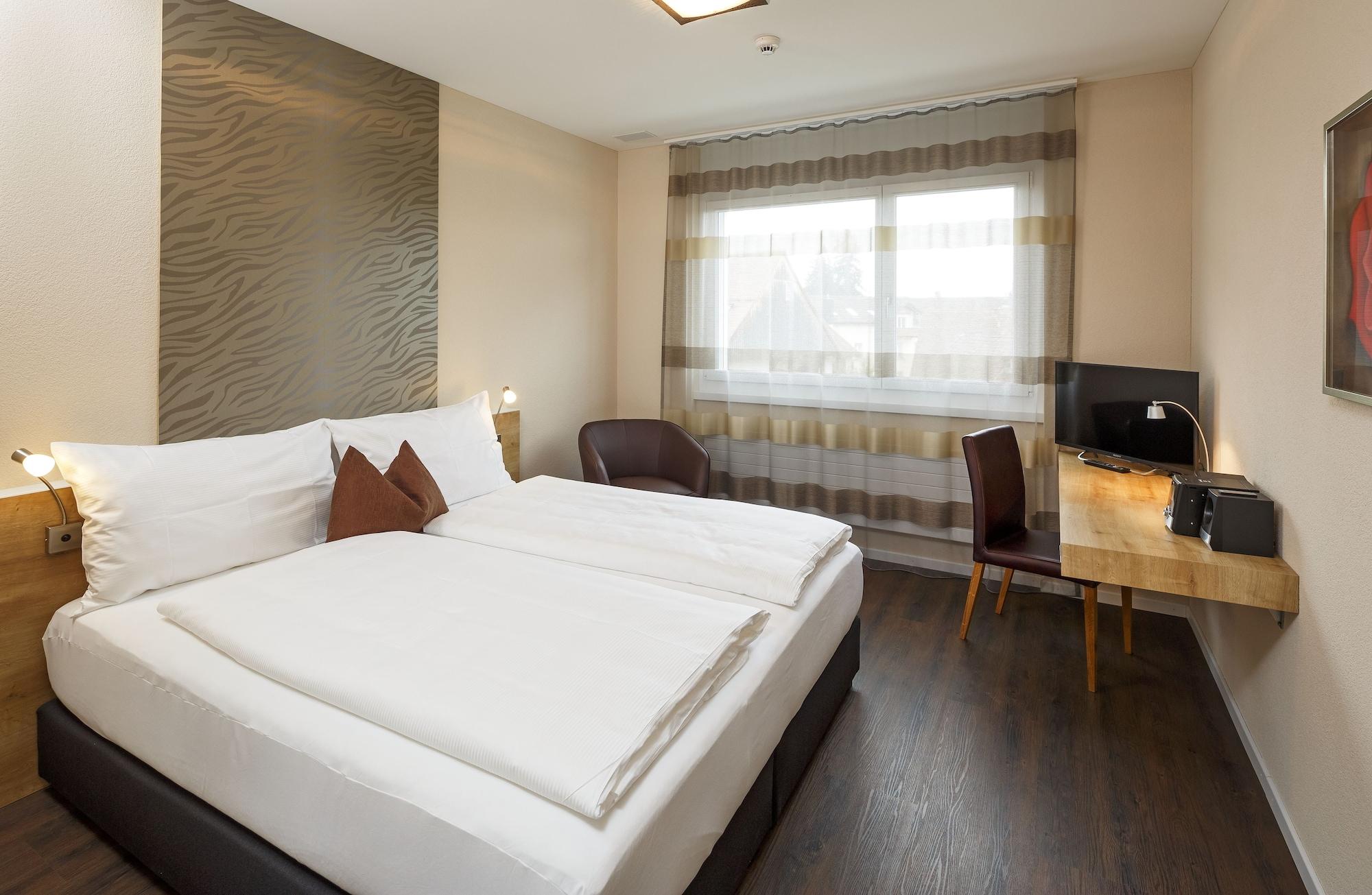 Villmergen Swiss Quality Hotel Ngoại thất bức ảnh