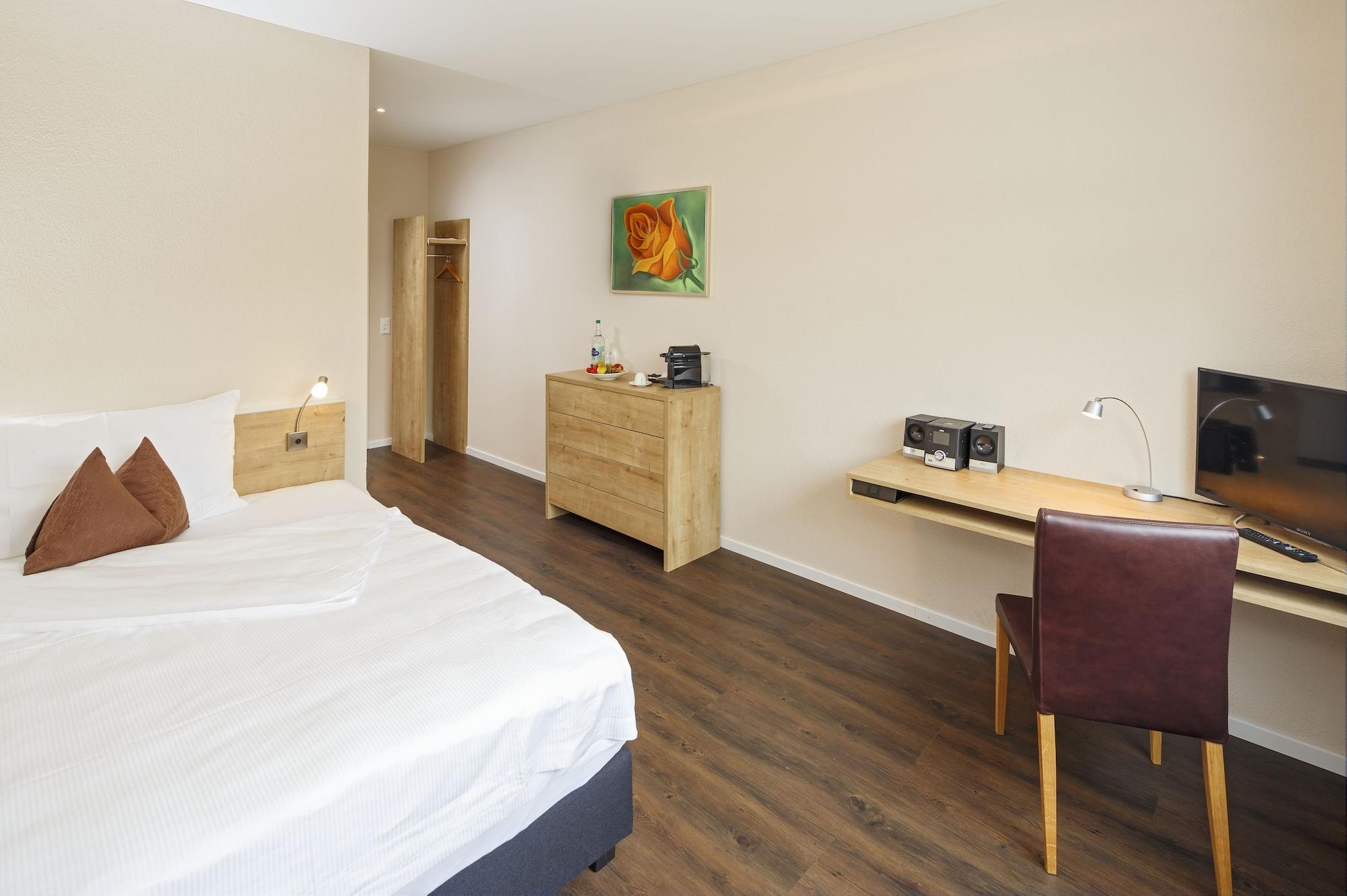 Villmergen Swiss Quality Hotel Ngoại thất bức ảnh
