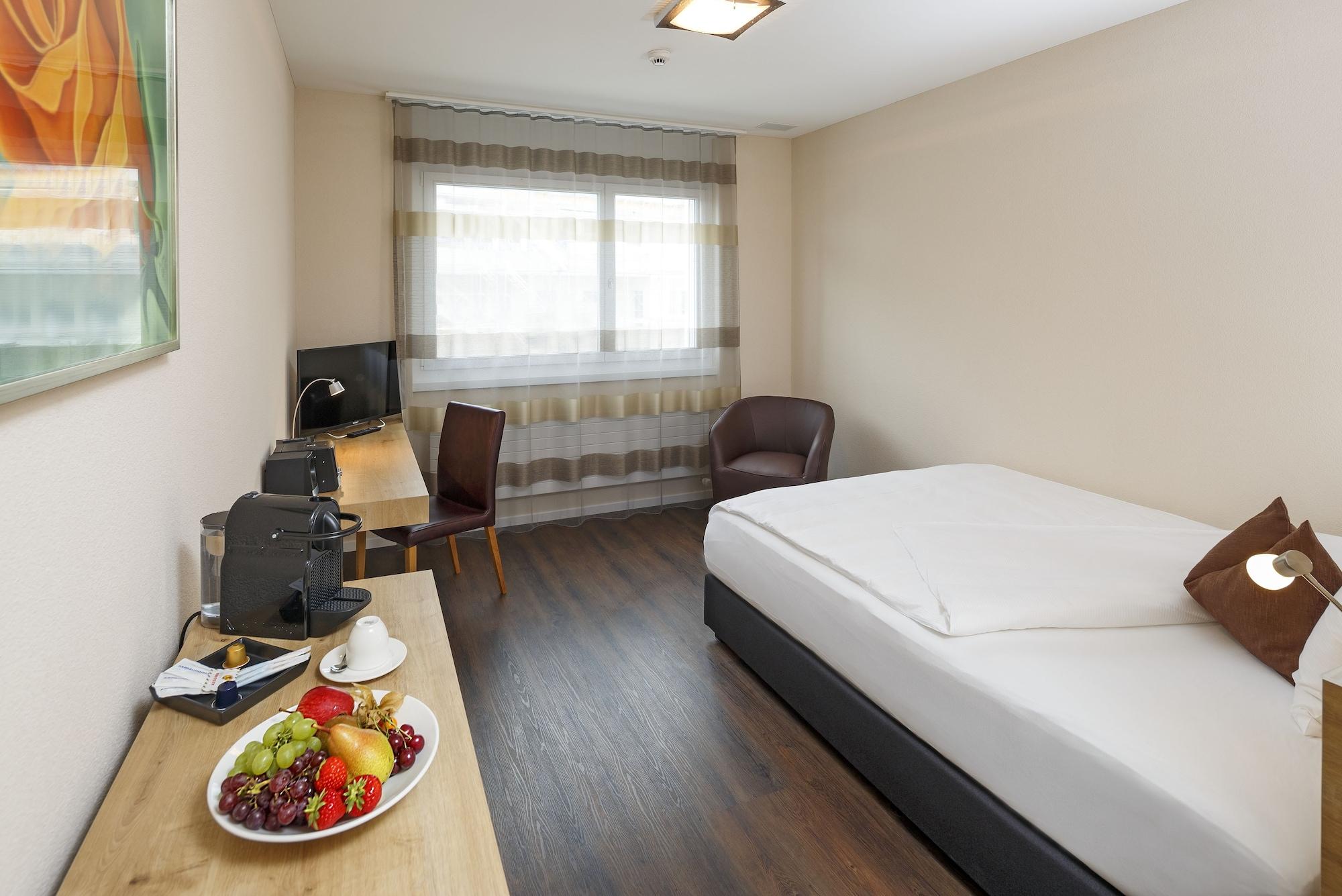 Villmergen Swiss Quality Hotel Ngoại thất bức ảnh