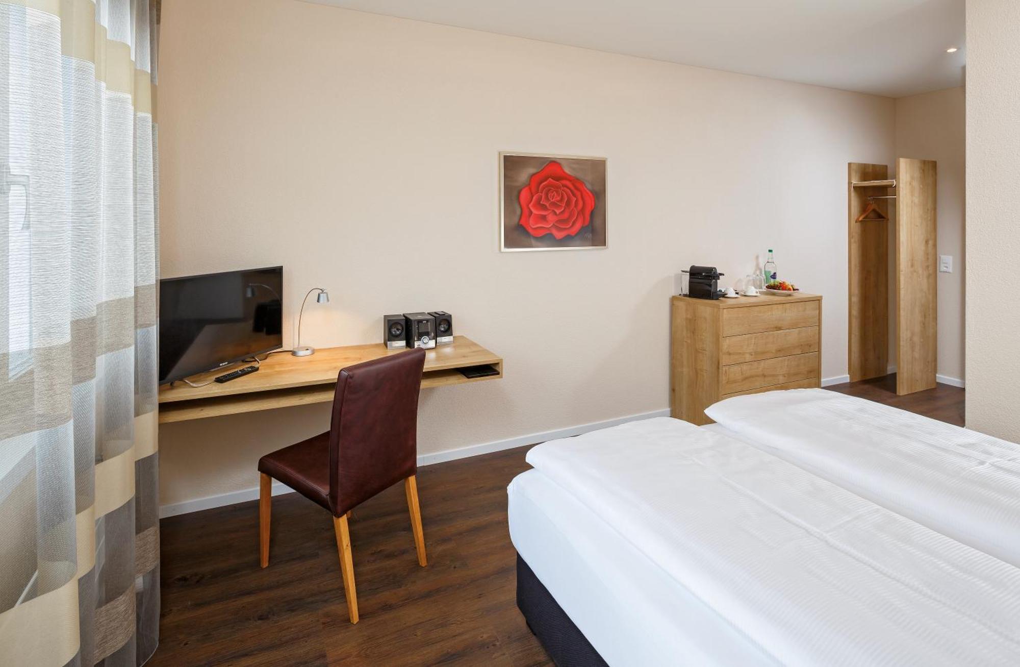 Villmergen Swiss Quality Hotel Ngoại thất bức ảnh